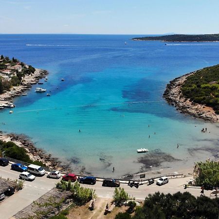 Apartments By The Sea Milna, Vis - 8895 卢卡瓦克 外观 照片