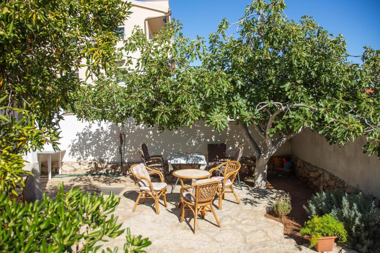 Apartments By The Sea Milna, Vis - 8895 卢卡瓦克 外观 照片