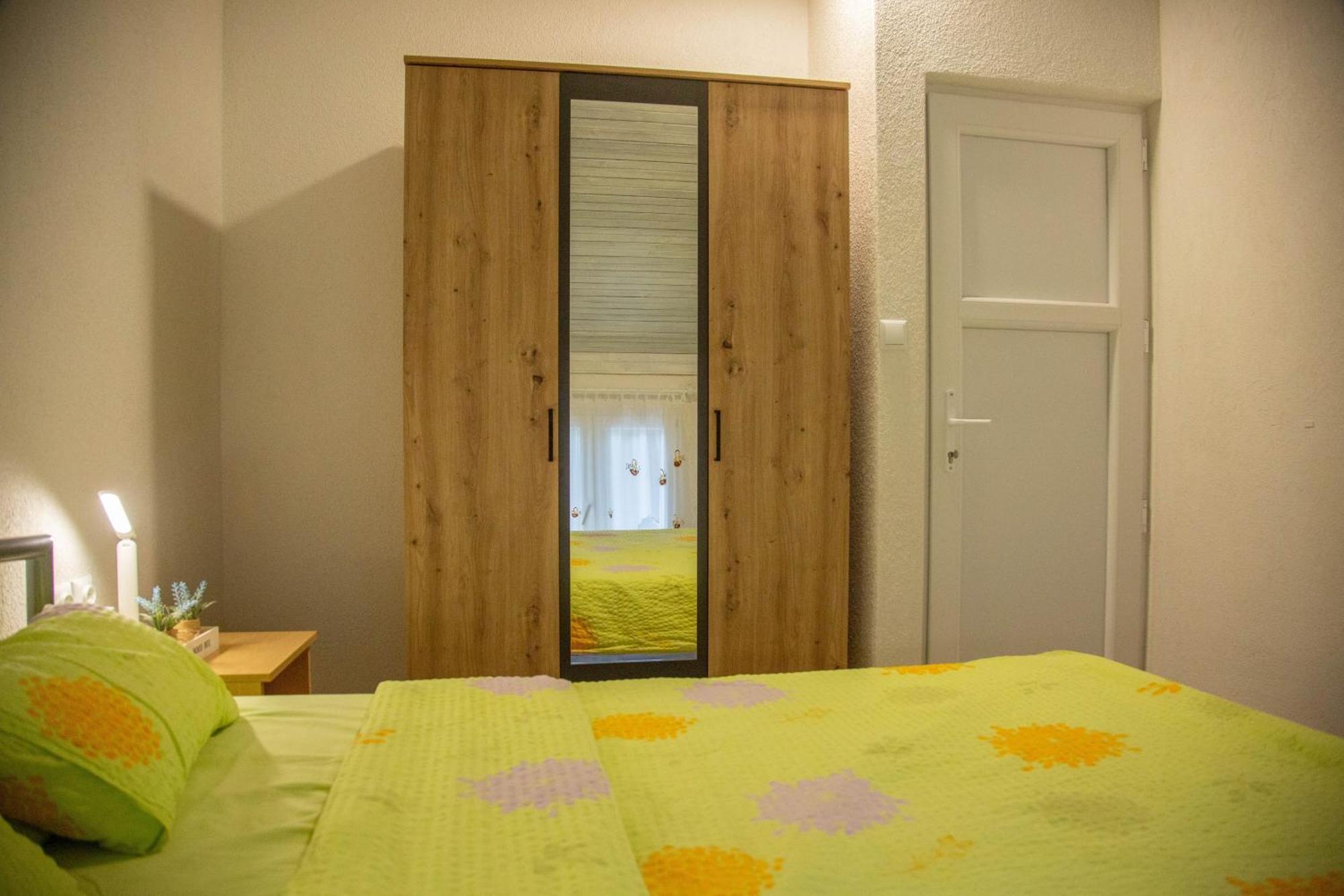 Apartments By The Sea Milna, Vis - 8895 卢卡瓦克 客房 照片