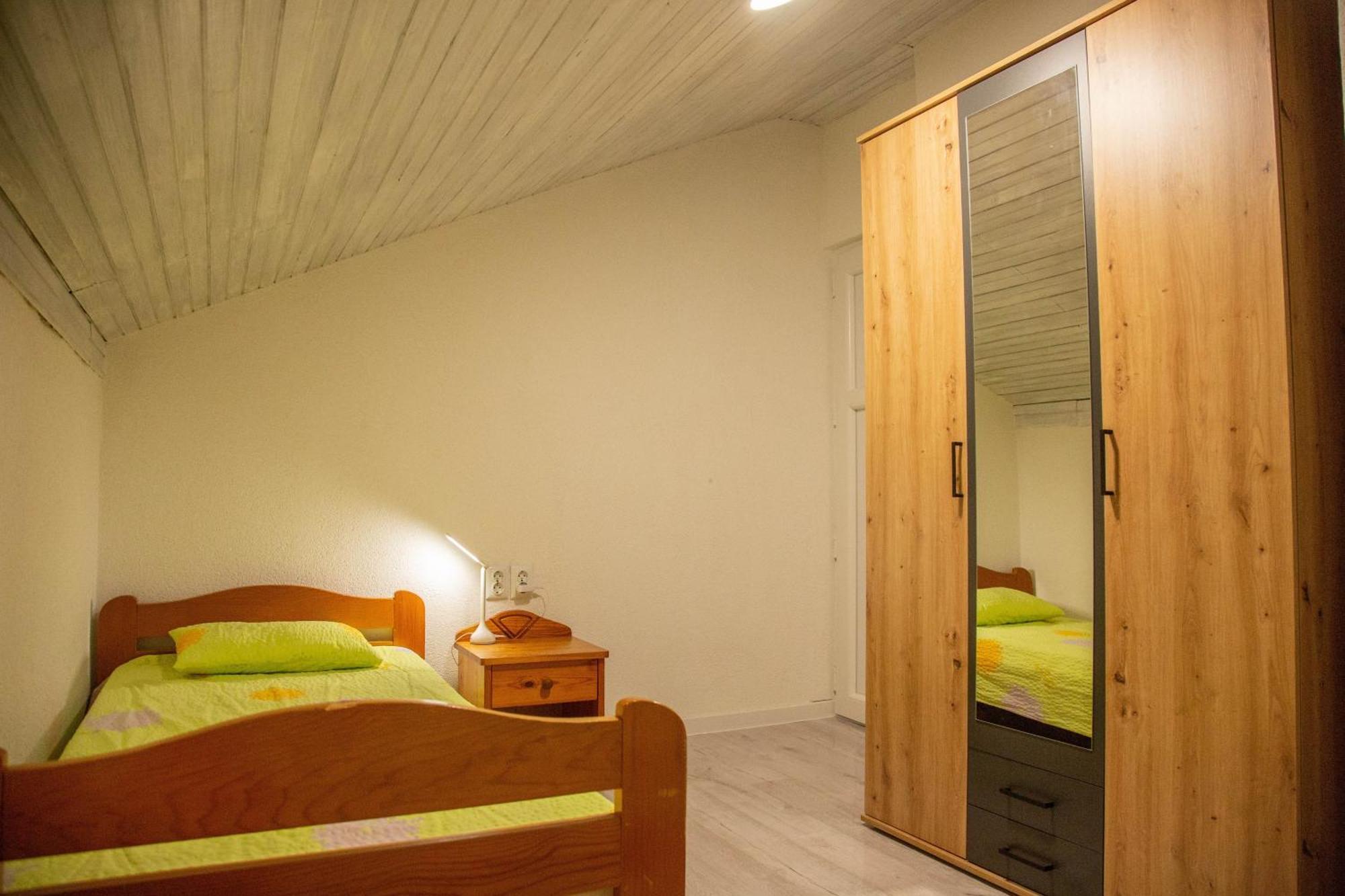 Apartments By The Sea Milna, Vis - 8895 卢卡瓦克 客房 照片